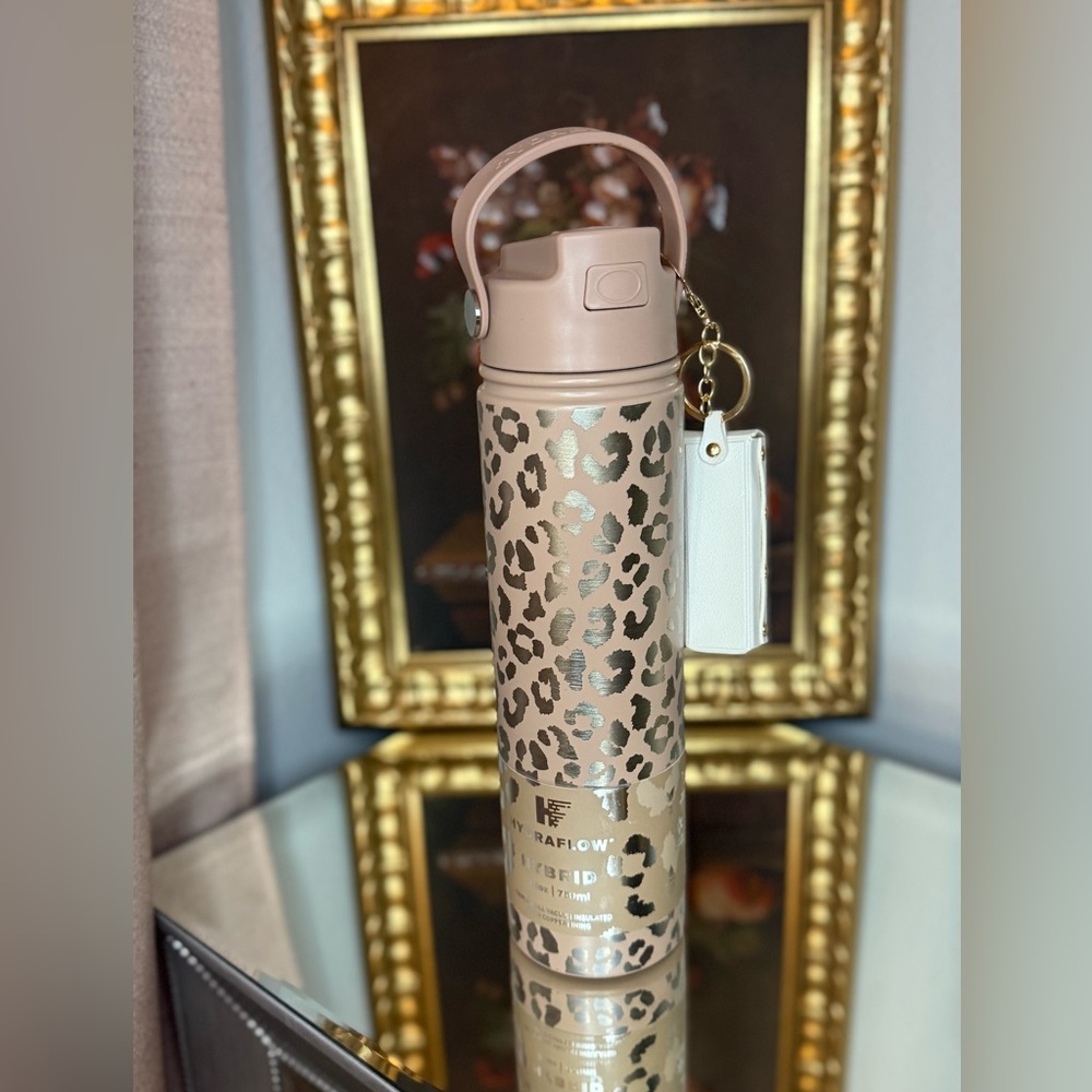 NEW Hydrflow Hybrid 24oz Leopard Water Bottle with Chapstick Holder Pouch